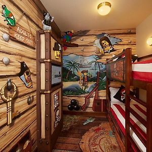 Pirate Premium Guestroom